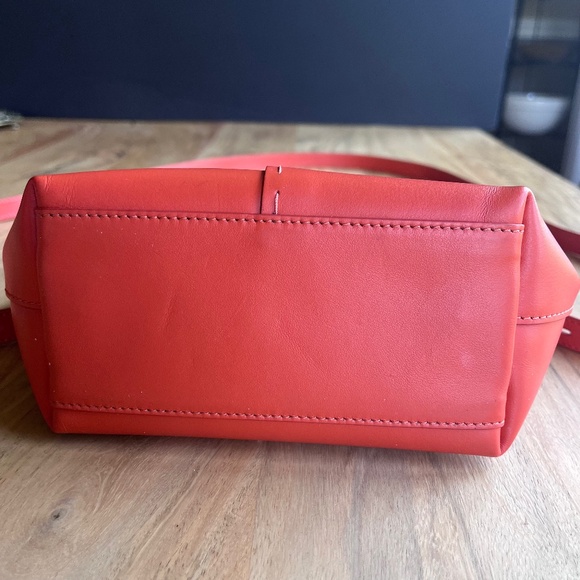 FRAME  les second mini handbag in vibrant orange with gold hardware, crossbody - Picture 11 of 13